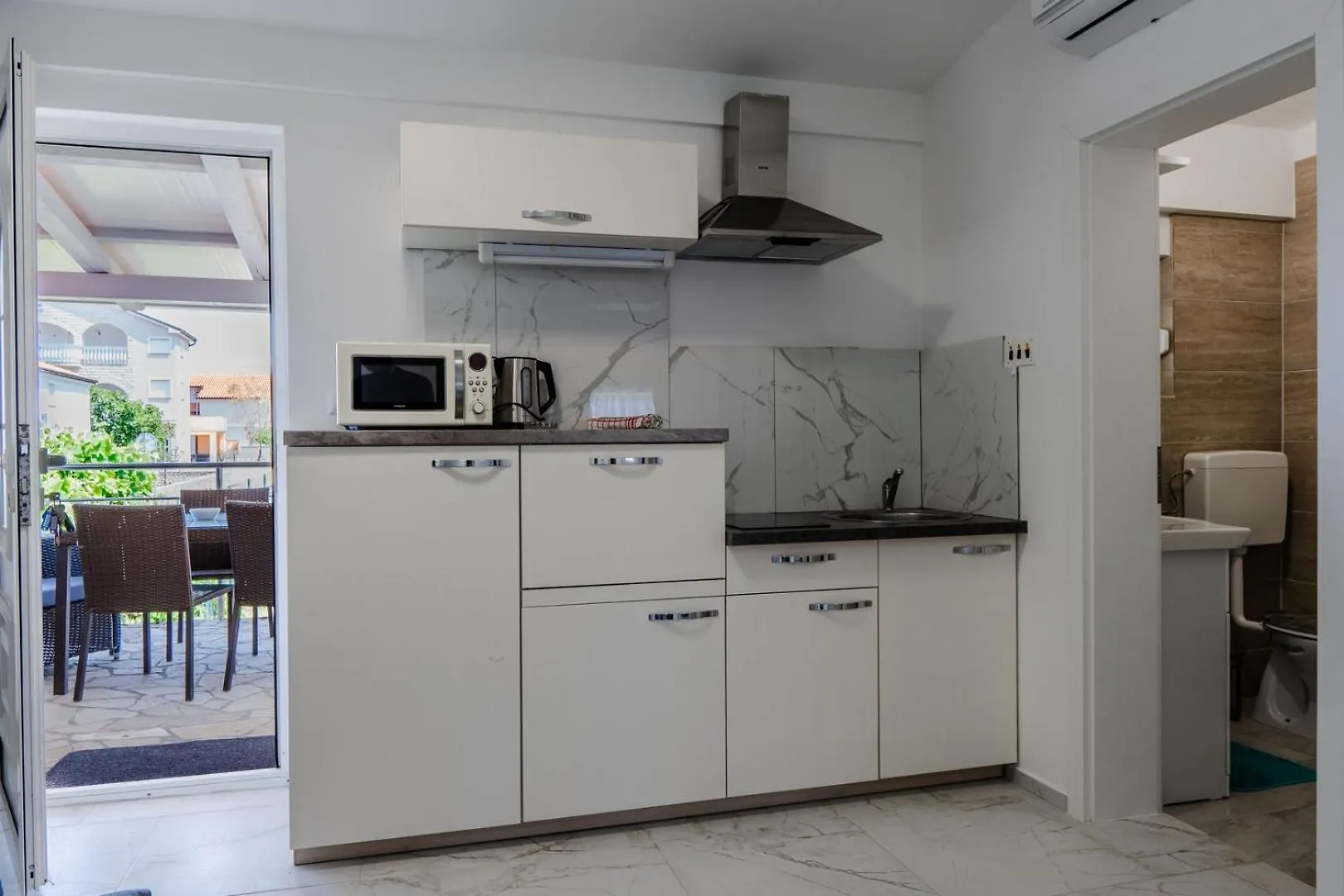 Apartments Kristija Vir Croatia